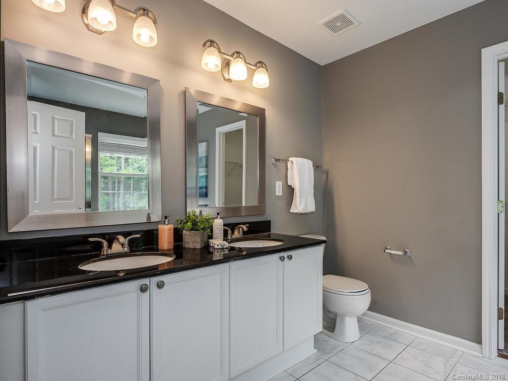 13738 Bluffton Court Pineville NC 28134