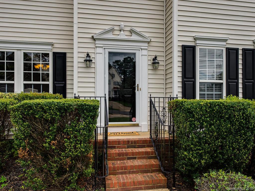 13738 Bluffton Court Pineville NC 28134