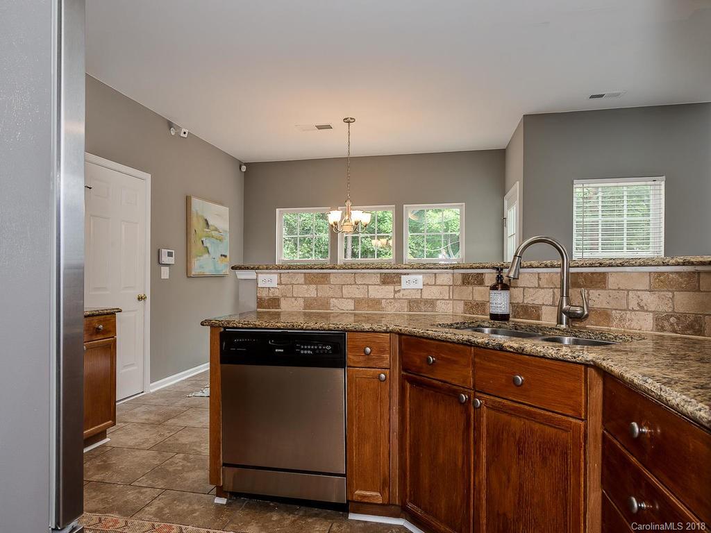 13738 Bluffton Court Pineville NC 28134