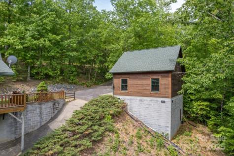 186 Black Ridge Drive Bostic NC 28018