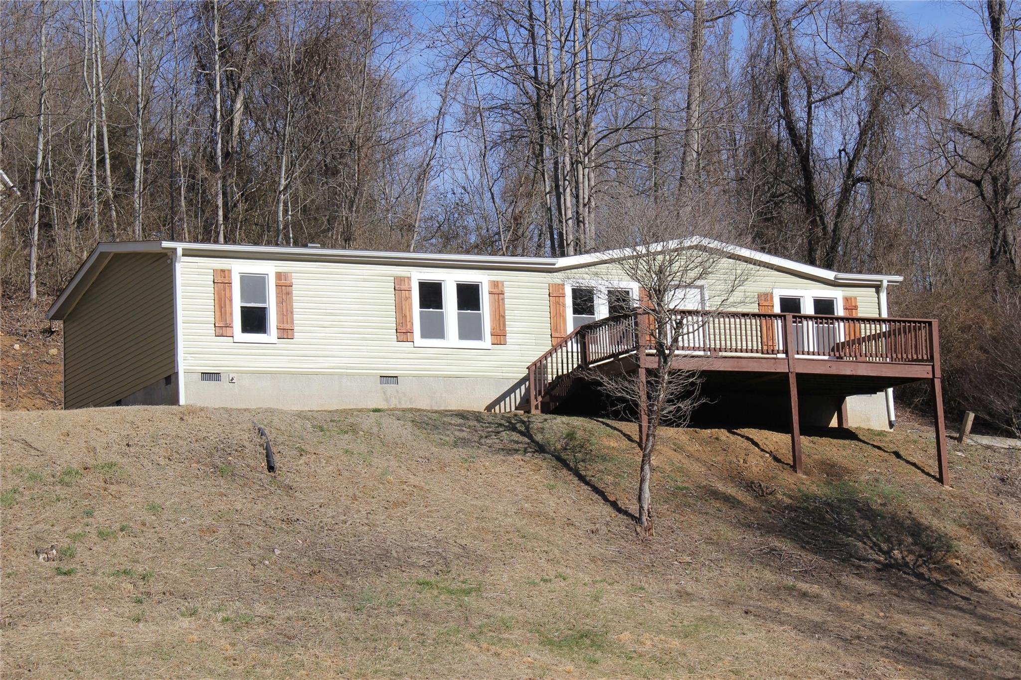 376 Wellstown Road Canton NC 28716