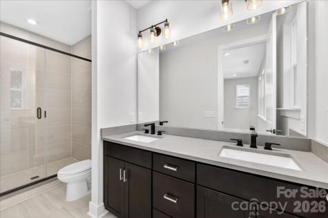 6022 Pivot Court Charlotte NC 28205