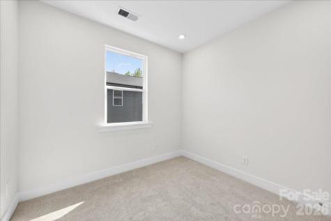 6022 Pivot Court Charlotte NC 28205