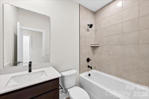 6022 Pivot Court Charlotte NC 28205