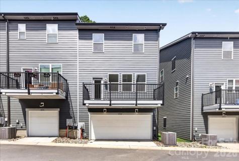 6022 Pivot Court Charlotte NC 28205