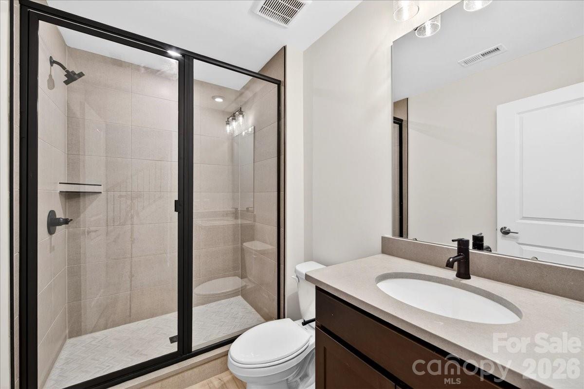 6022 Pivot Court Charlotte NC 28205