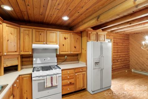 5 Rustic Ridge Drive Candler NC 28715