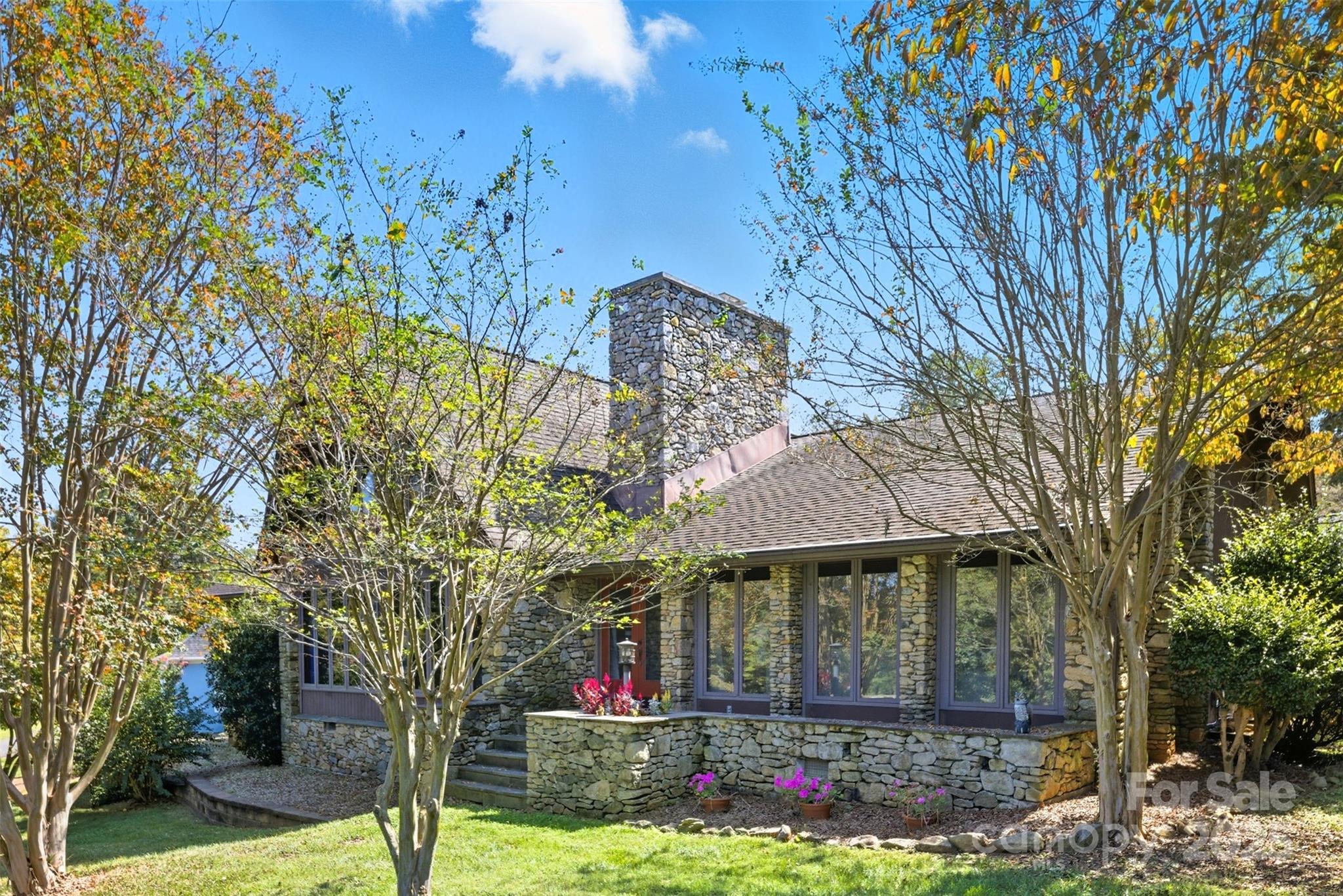 1515 Heatherloch Drive Gastonia NC 28054
