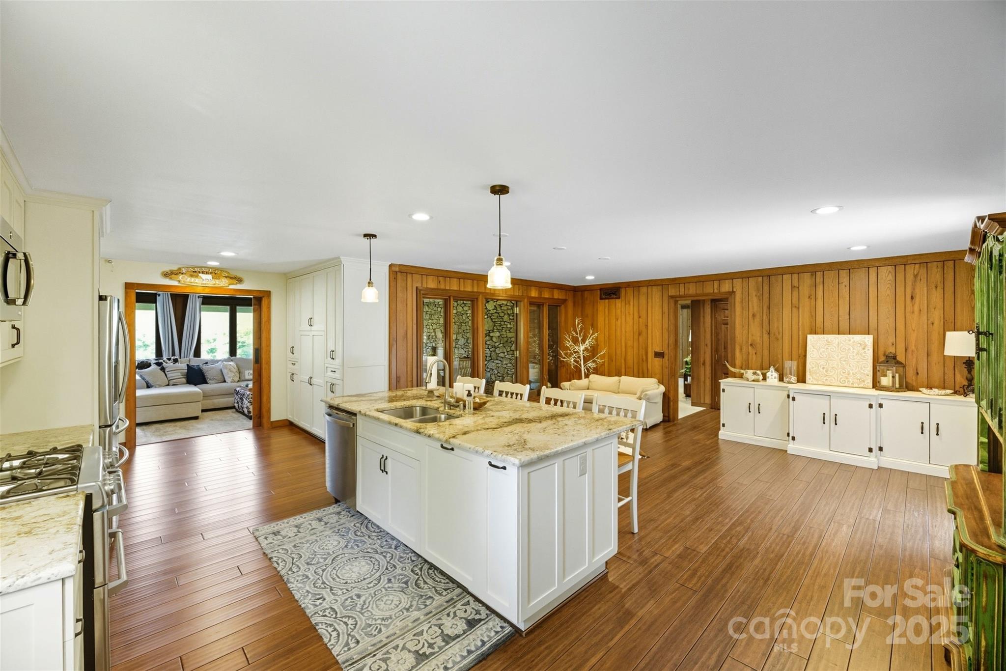 1515 Heatherloch Drive Gastonia NC 28054