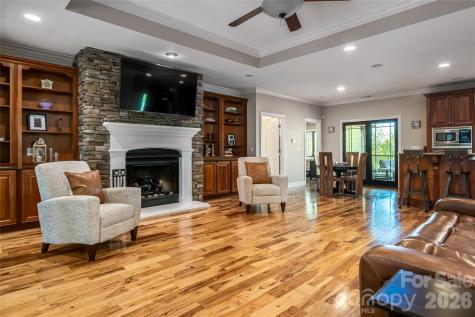 36 Snowshoe Drive Asheville NC 28803