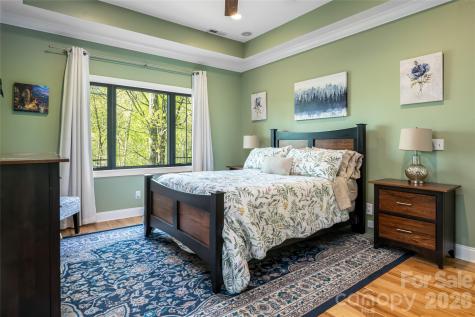 36 Snowshoe Drive Asheville NC 28803
