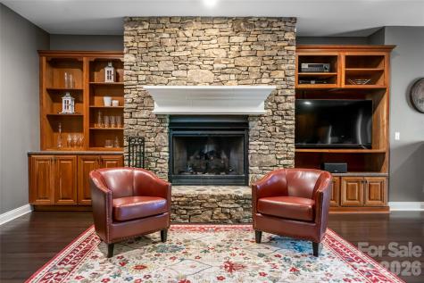 36 Snowshoe Drive Asheville NC 28803