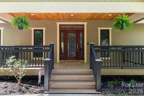 36 Snowshoe Drive Asheville NC 28803