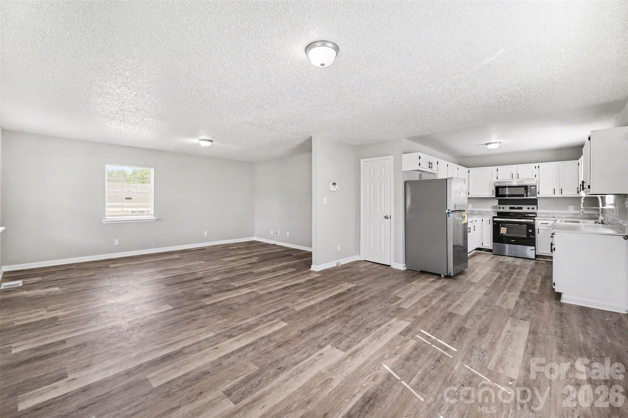 2612 Dundeen Street Charlotte NC 28216