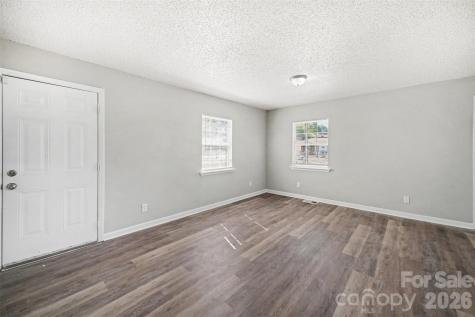 2612 Dundeen Street Charlotte NC 28216