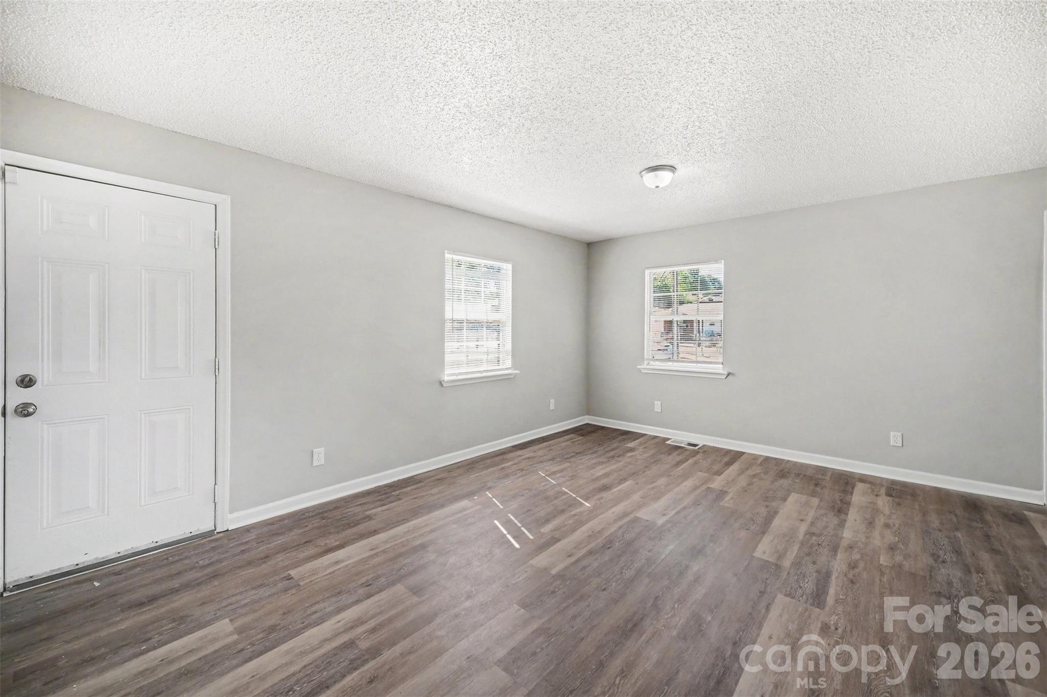 2612 Dundeen Street Charlotte NC 28216