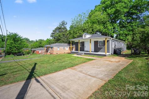 2612 Dundeen Street Charlotte NC 28216
