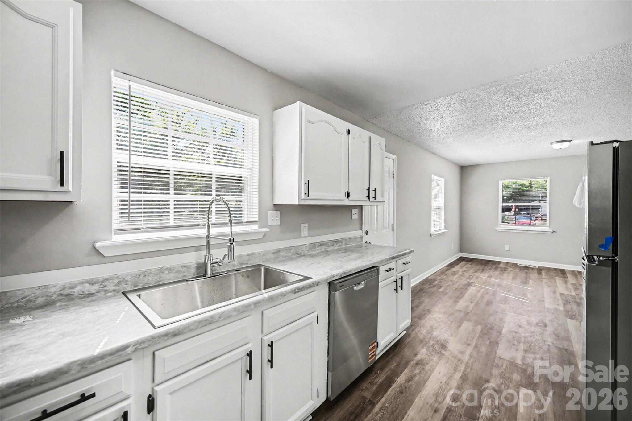 2612 Dundeen Street Charlotte NC 28216