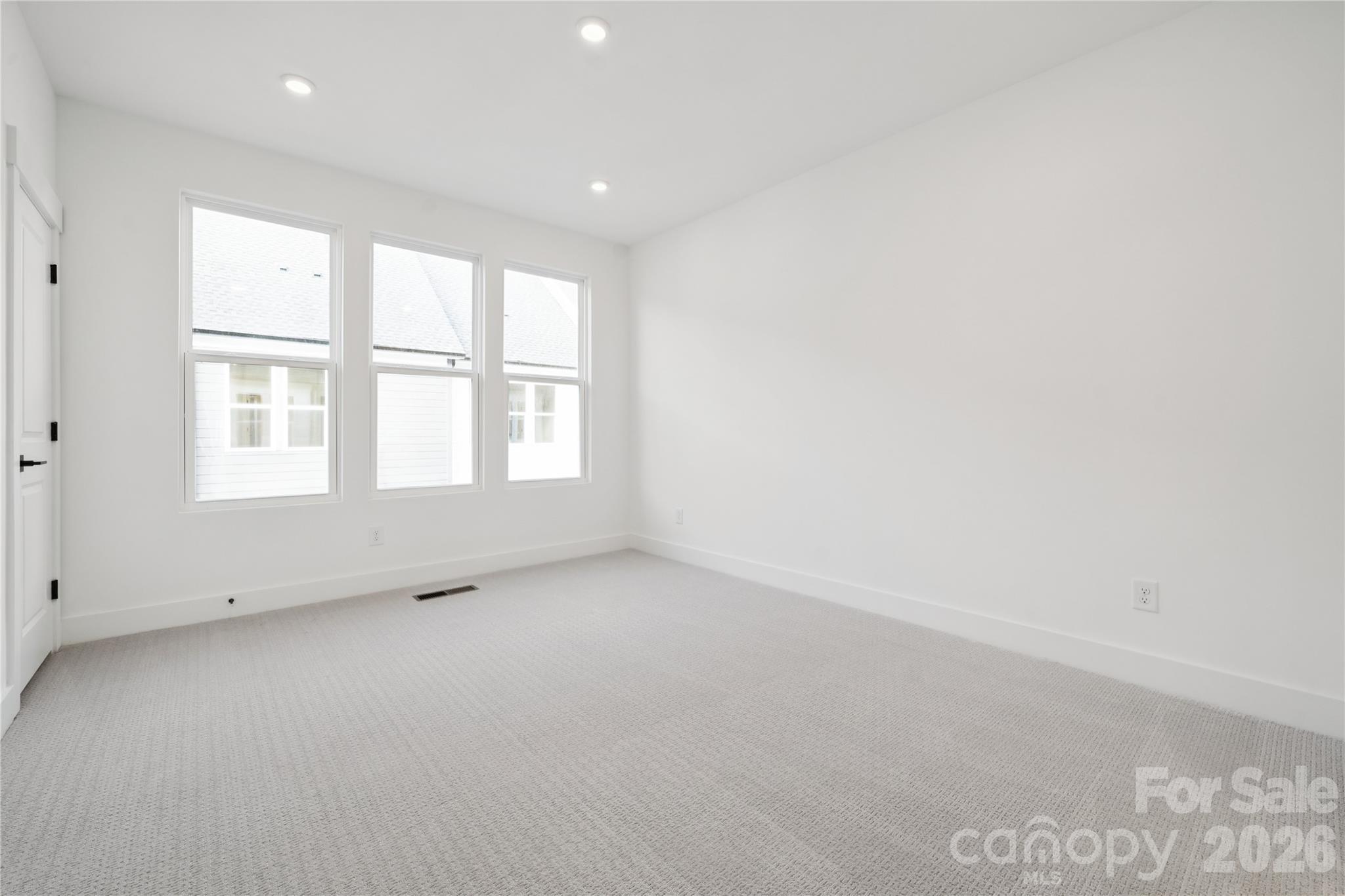 3656 S Tryon Street Charlotte NC 28217