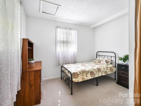 623 School Road Asheville NC 28803