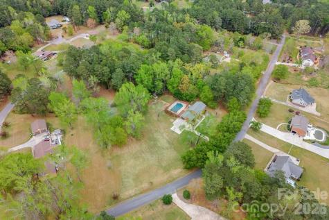 207 Williamsburg Lane Wadesboro NC 28170