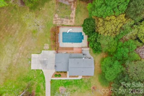 207 Williamsburg Lane Wadesboro NC 28170