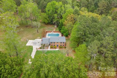 207 Williamsburg Lane Wadesboro NC 28170