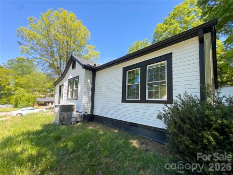 307 Ervin Drive Cherryville NC 28021