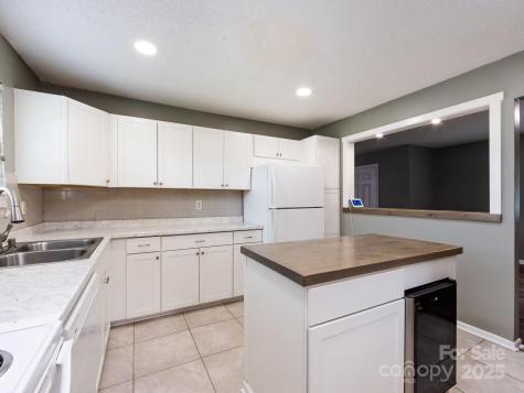 7109 Bisaner Street Charlotte NC 28269