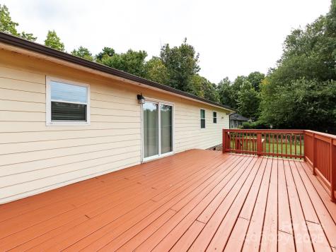 7109 Bisaner Street Charlotte NC 28269