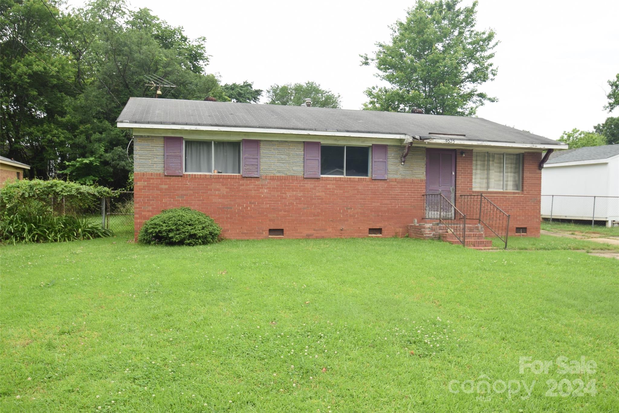 9525 Feldbank Drive Charlotte NC 28216