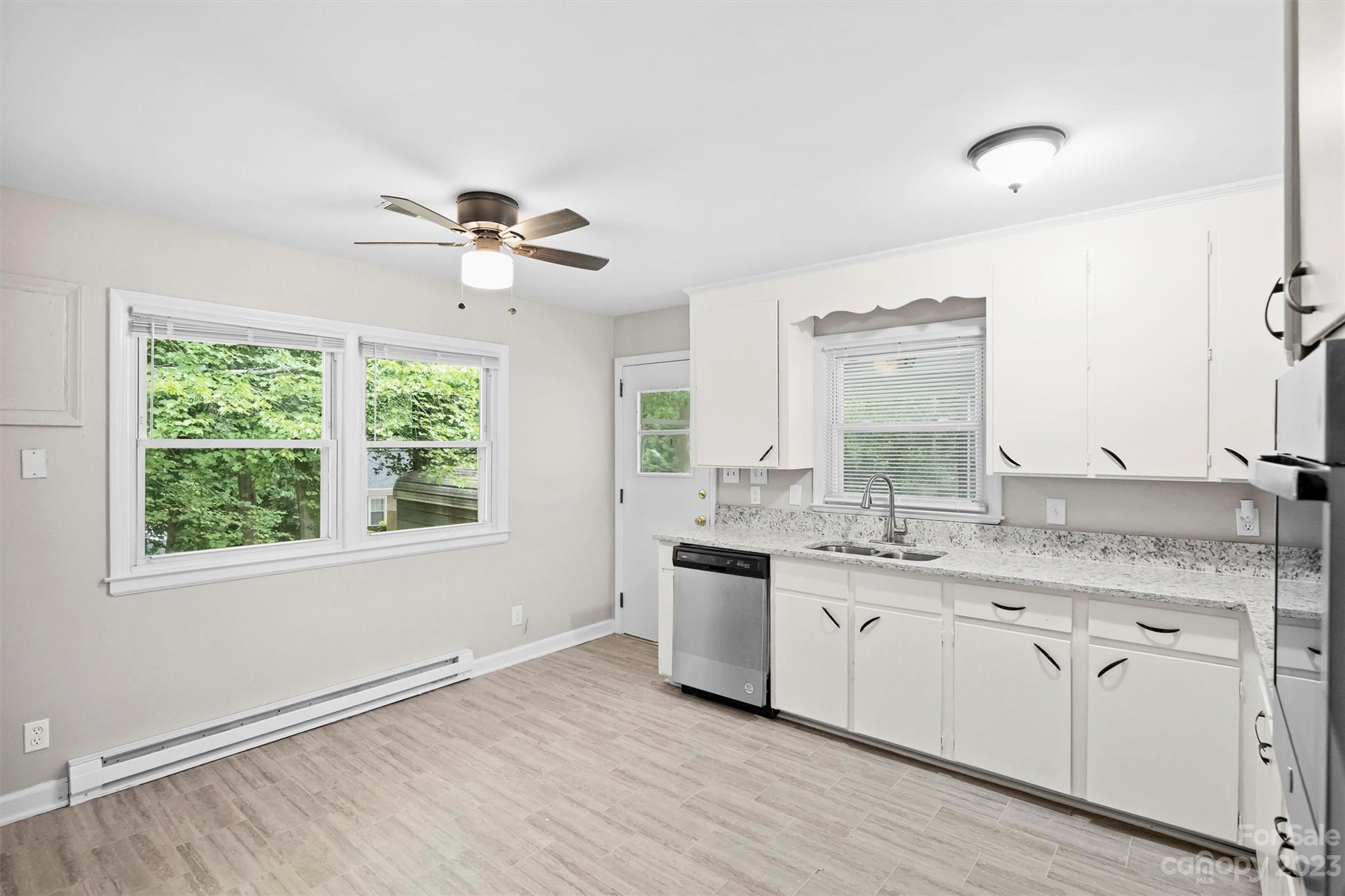 3549 Woodleaf Road Charlotte NC 28205