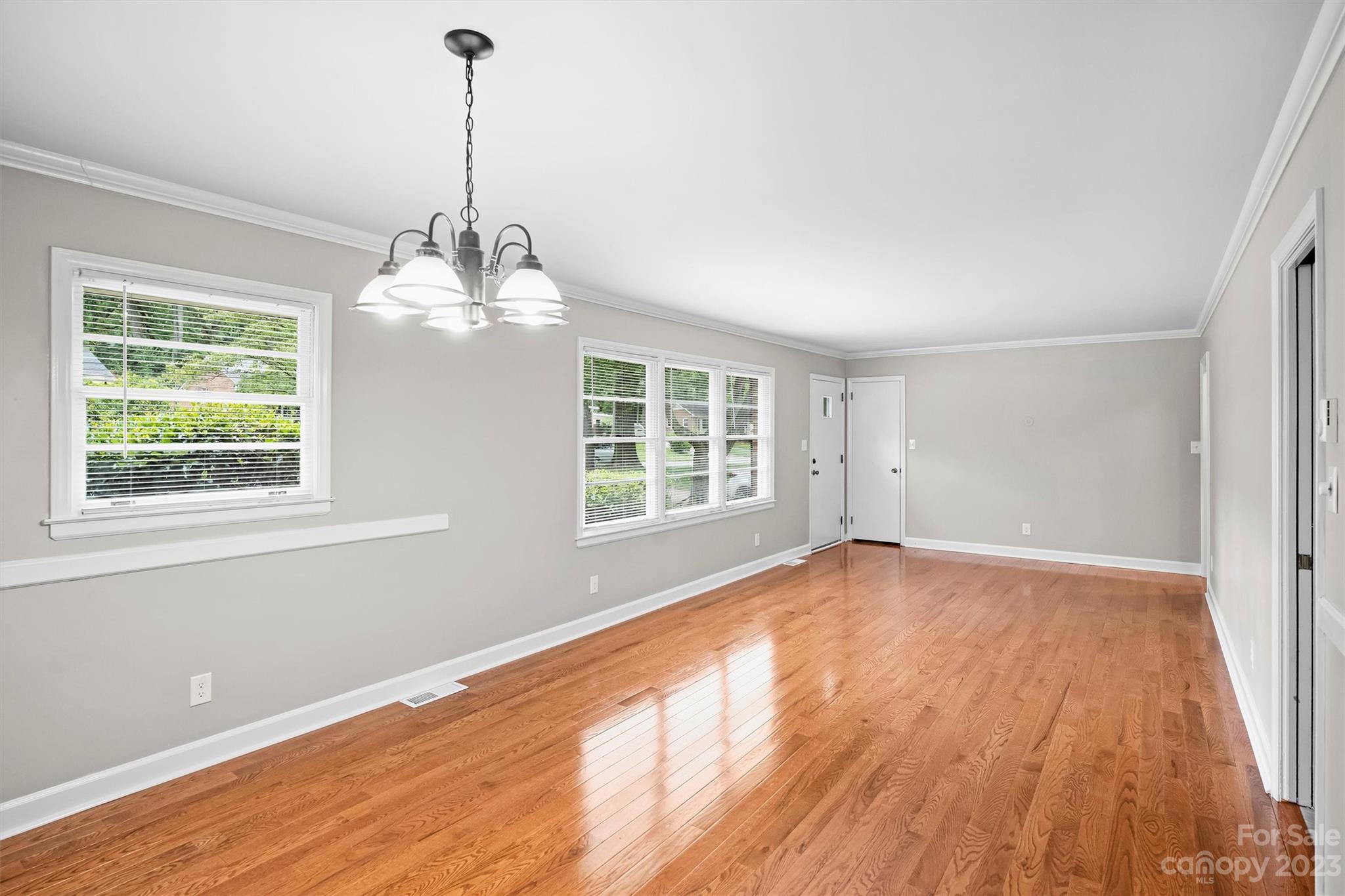 3549 Woodleaf Road Charlotte NC 28205