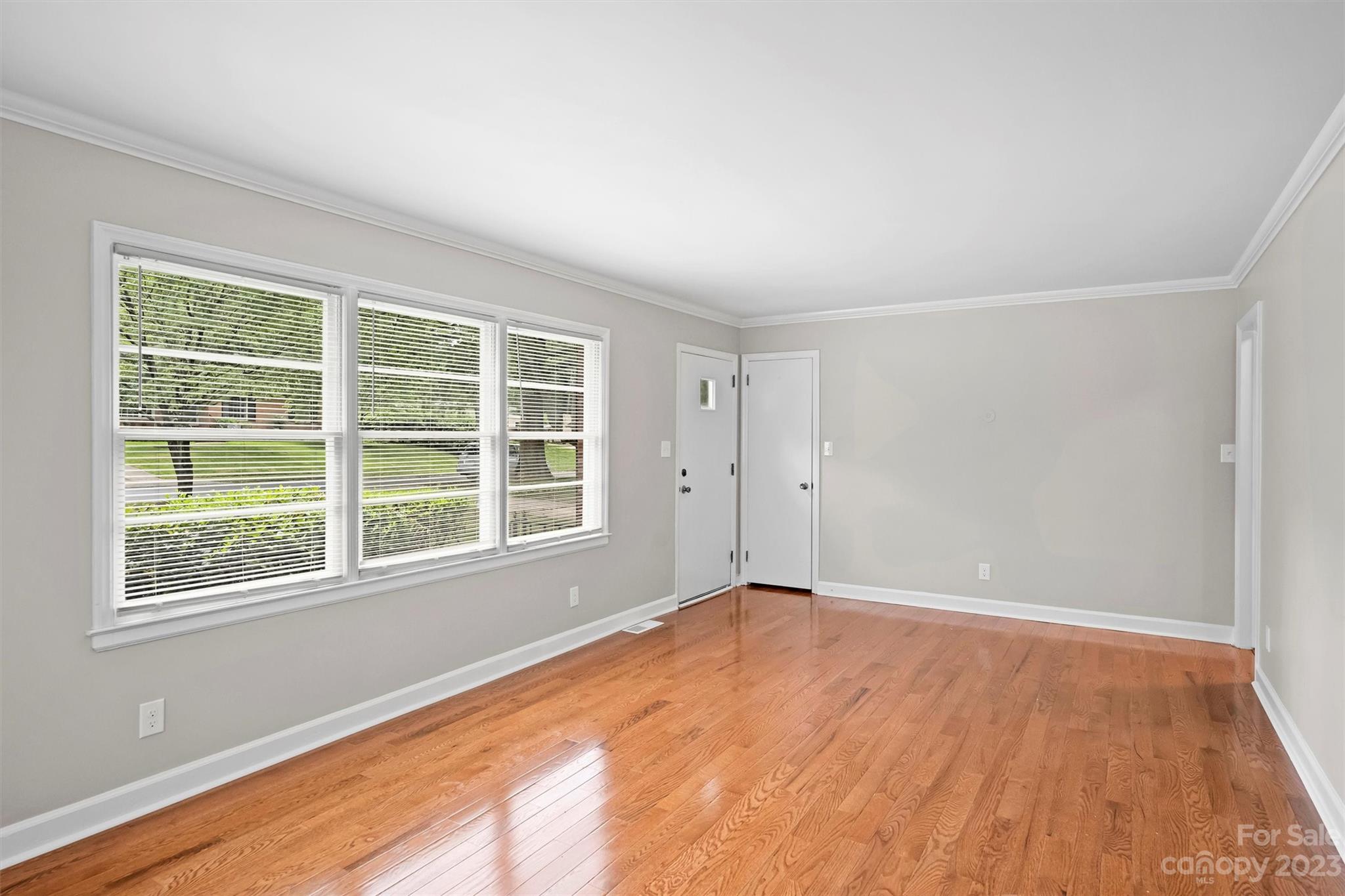3549 Woodleaf Road Charlotte NC 28205