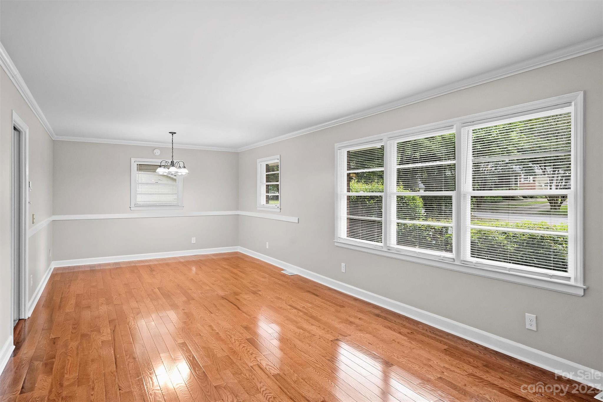 3549 Woodleaf Road Charlotte NC 28205
