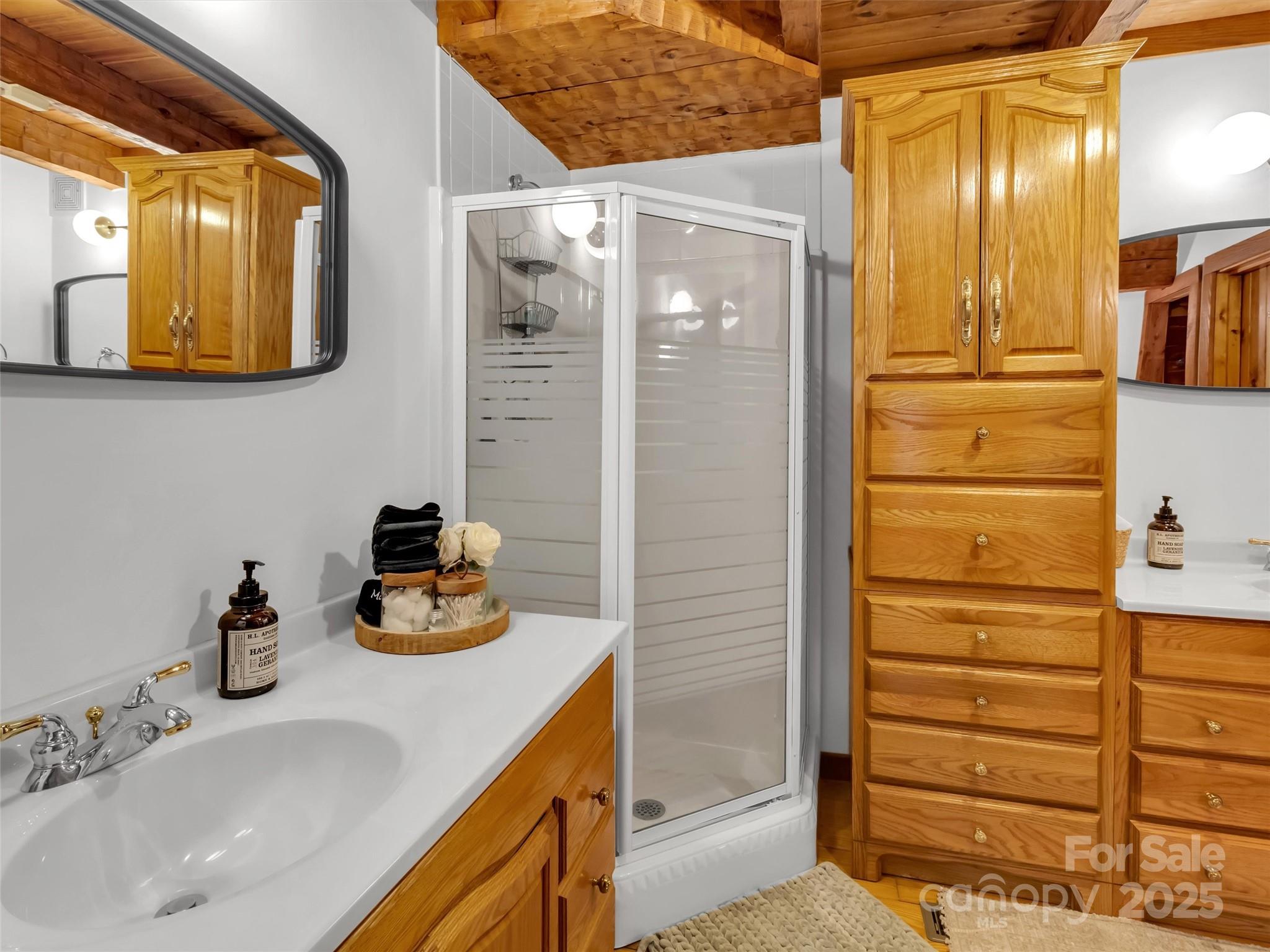 7810 Little Snowbird Road Robbinsville NC 28771
