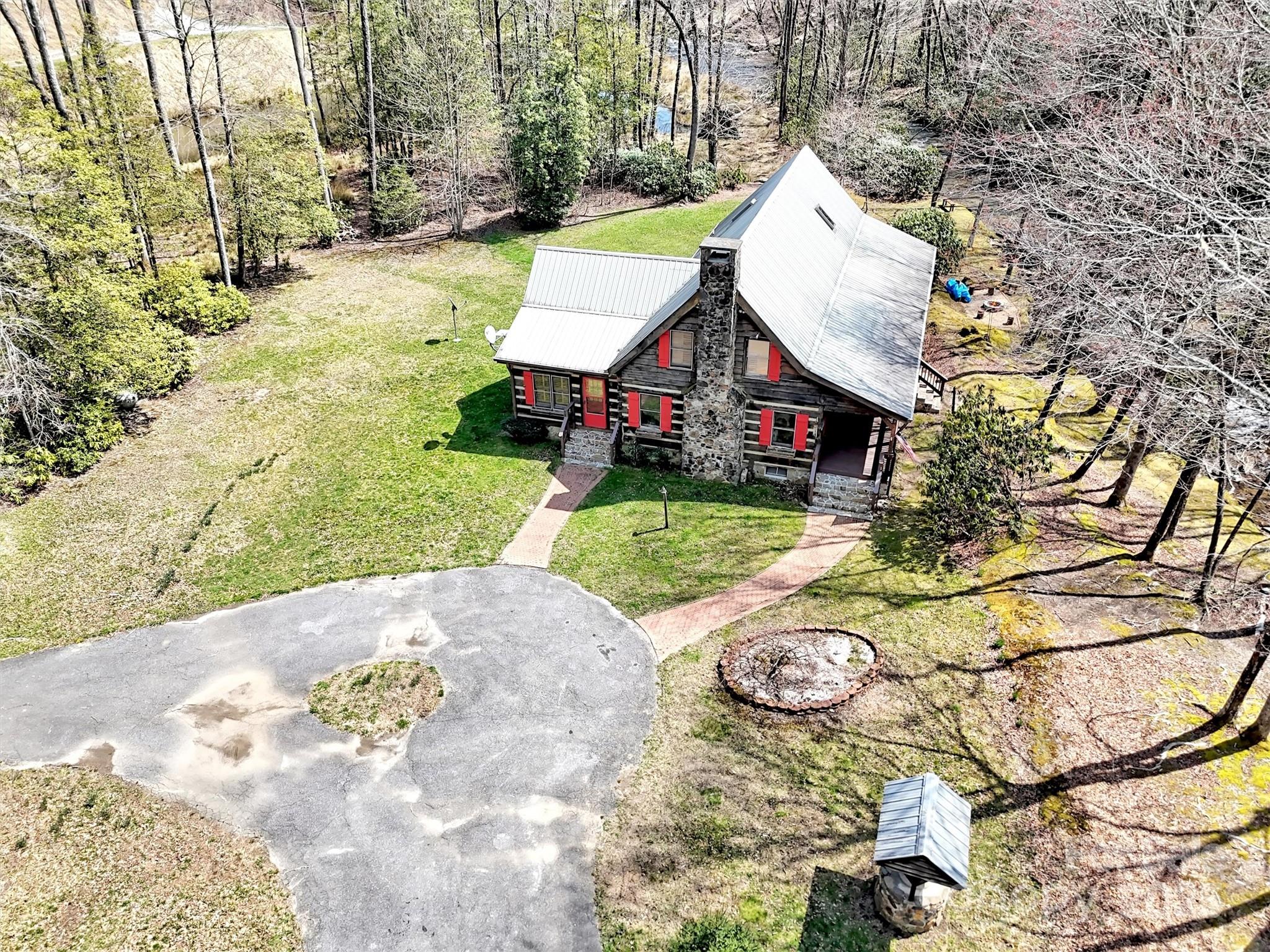 7810 Little Snowbird Road Robbinsville NC 28771