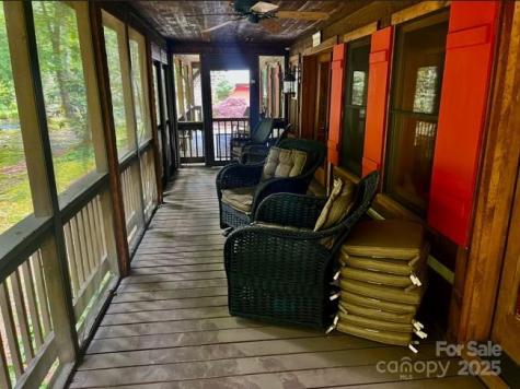 7810 Little Snowbird Road Robbinsville NC 28771