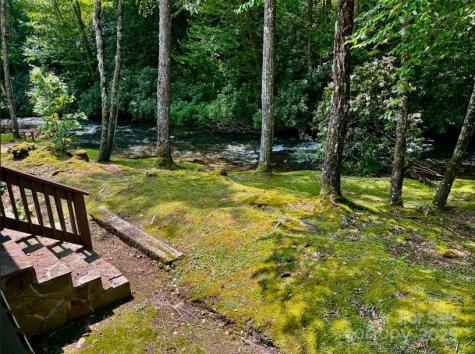 7810 Little Snowbird Road Robbinsville NC 28771