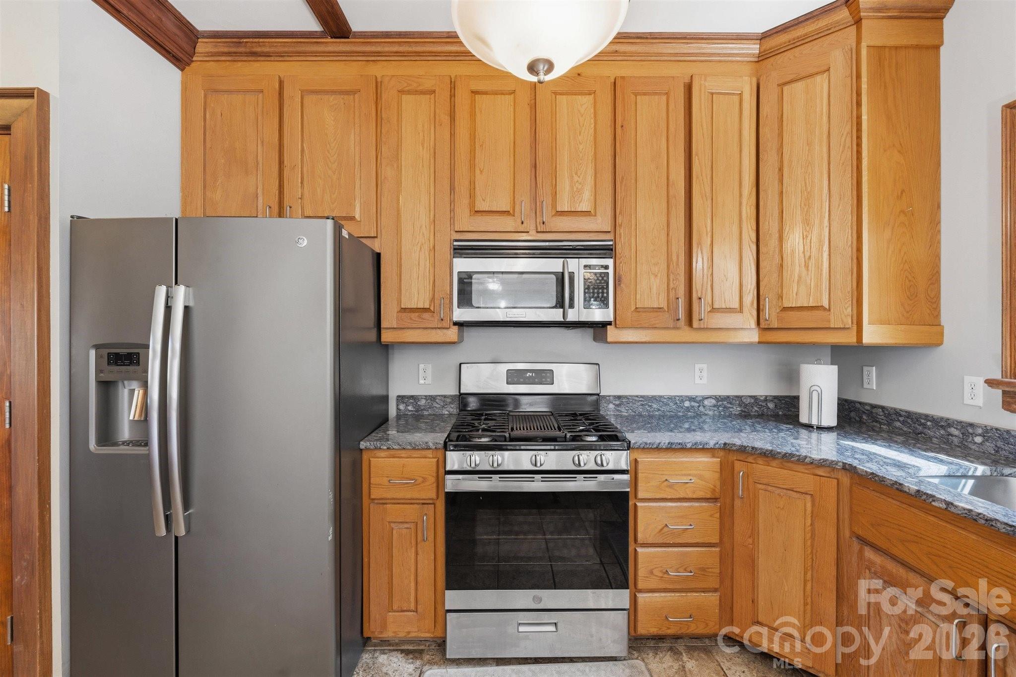 22 Pear Tree Lane Leicester NC 28748