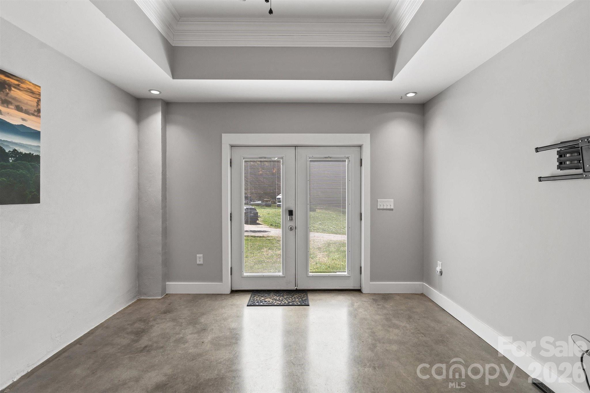 22 Pear Tree Lane Leicester NC 28748