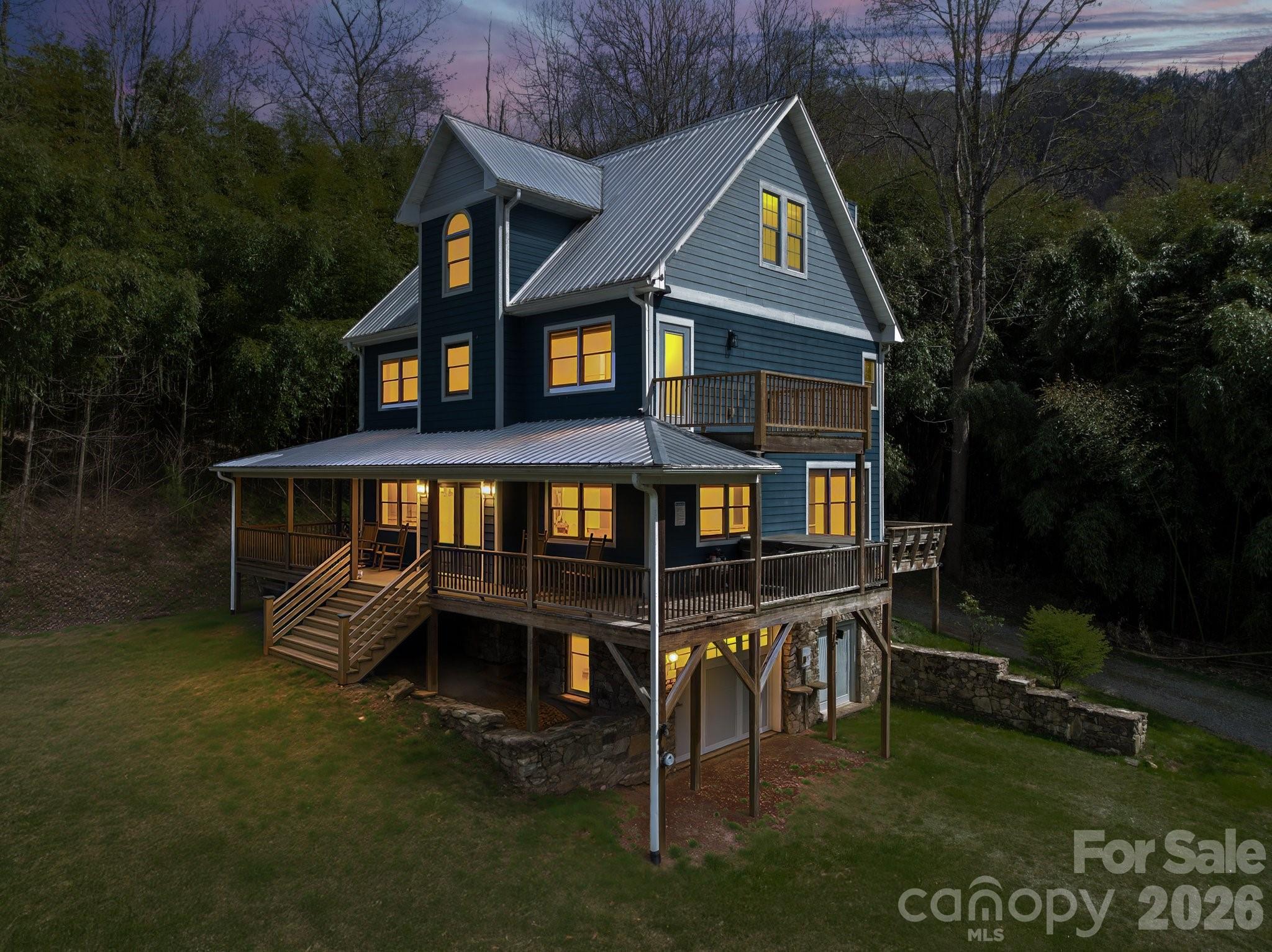 22 Pear Tree Lane Leicester NC 28748