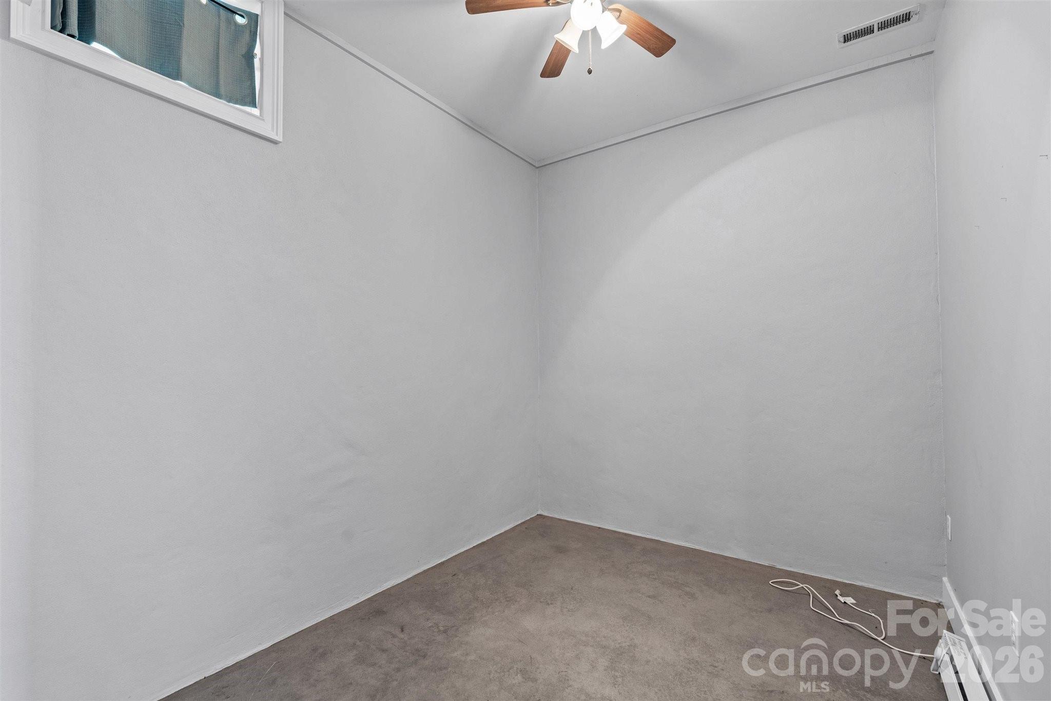 22 Pear Tree Lane Leicester NC 28748
