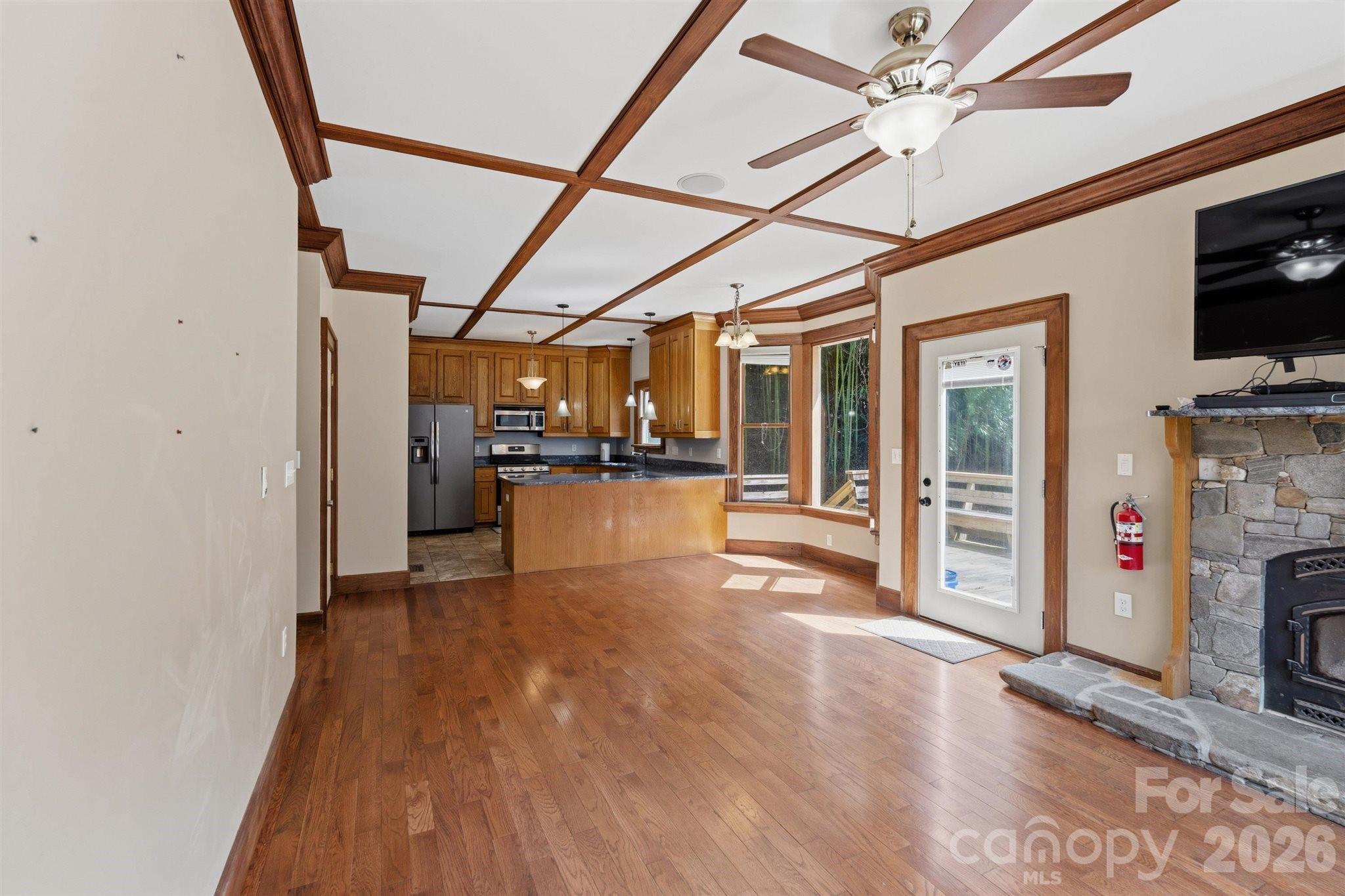22 Pear Tree Lane Leicester NC 28748