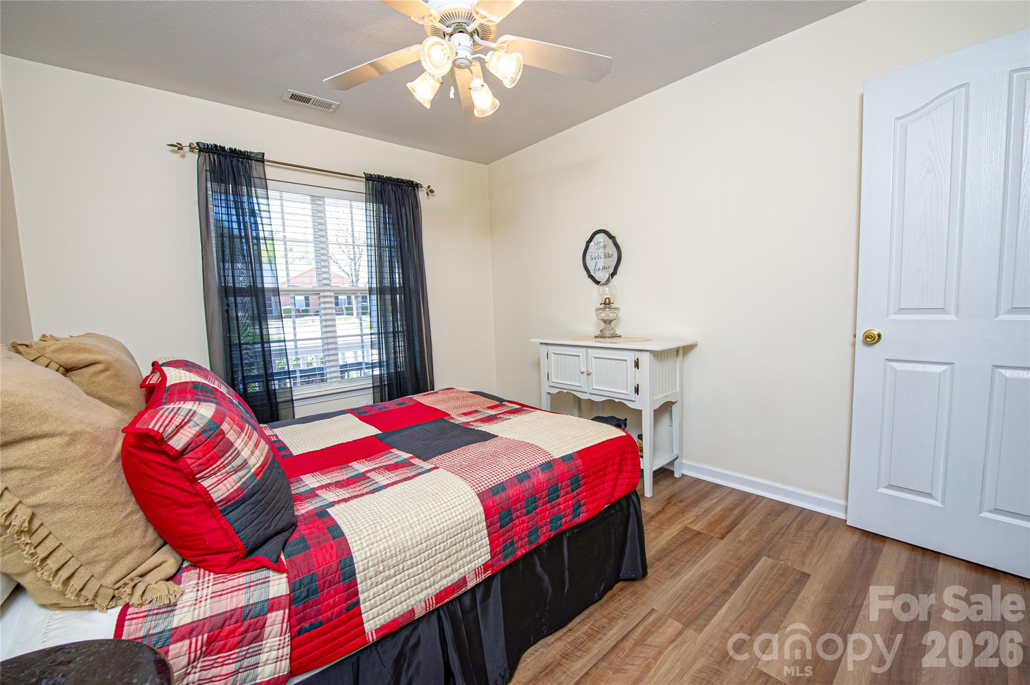 5320 Harris Cove Drive Charlotte NC 28269