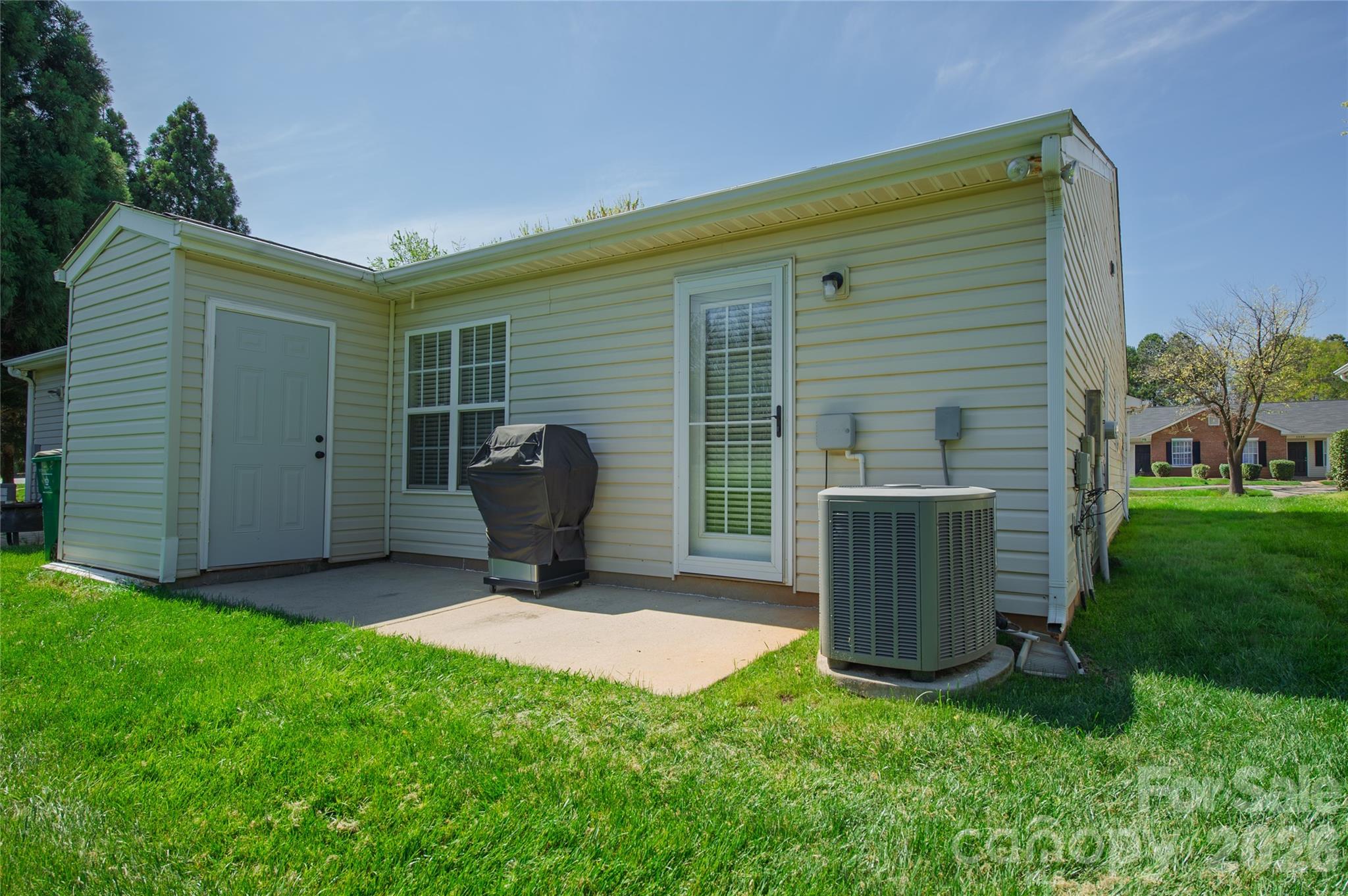 5320 Harris Cove Drive Charlotte NC 28269