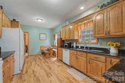 1960 Atoah Road Robbinsville NC 28771