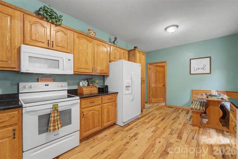 1960 Atoah Road Robbinsville NC 28771