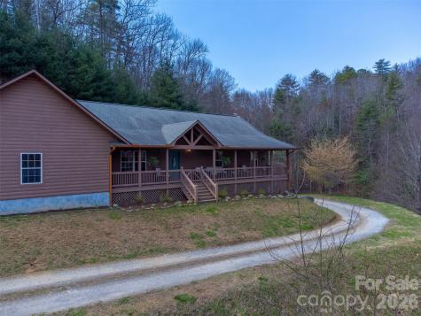 1960 Atoah Road Robbinsville NC 28771