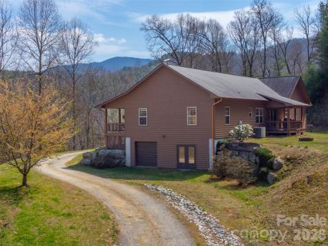 1960 Atoah Road Robbinsville NC 28771